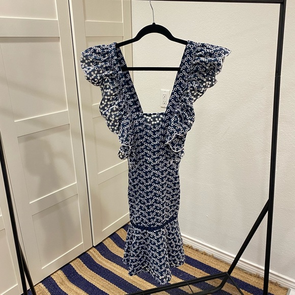 KEEPSAKE the Label Dresses & Skirts - NWT Keepsake ruffle sleeve open back eyelet dress